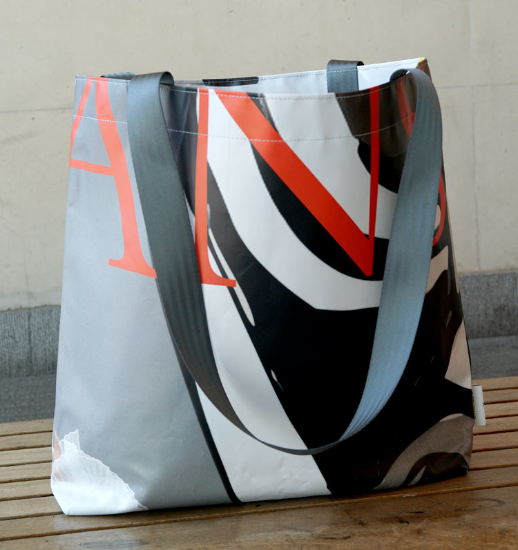 FRAENCK x Introdans: Shopper Guus